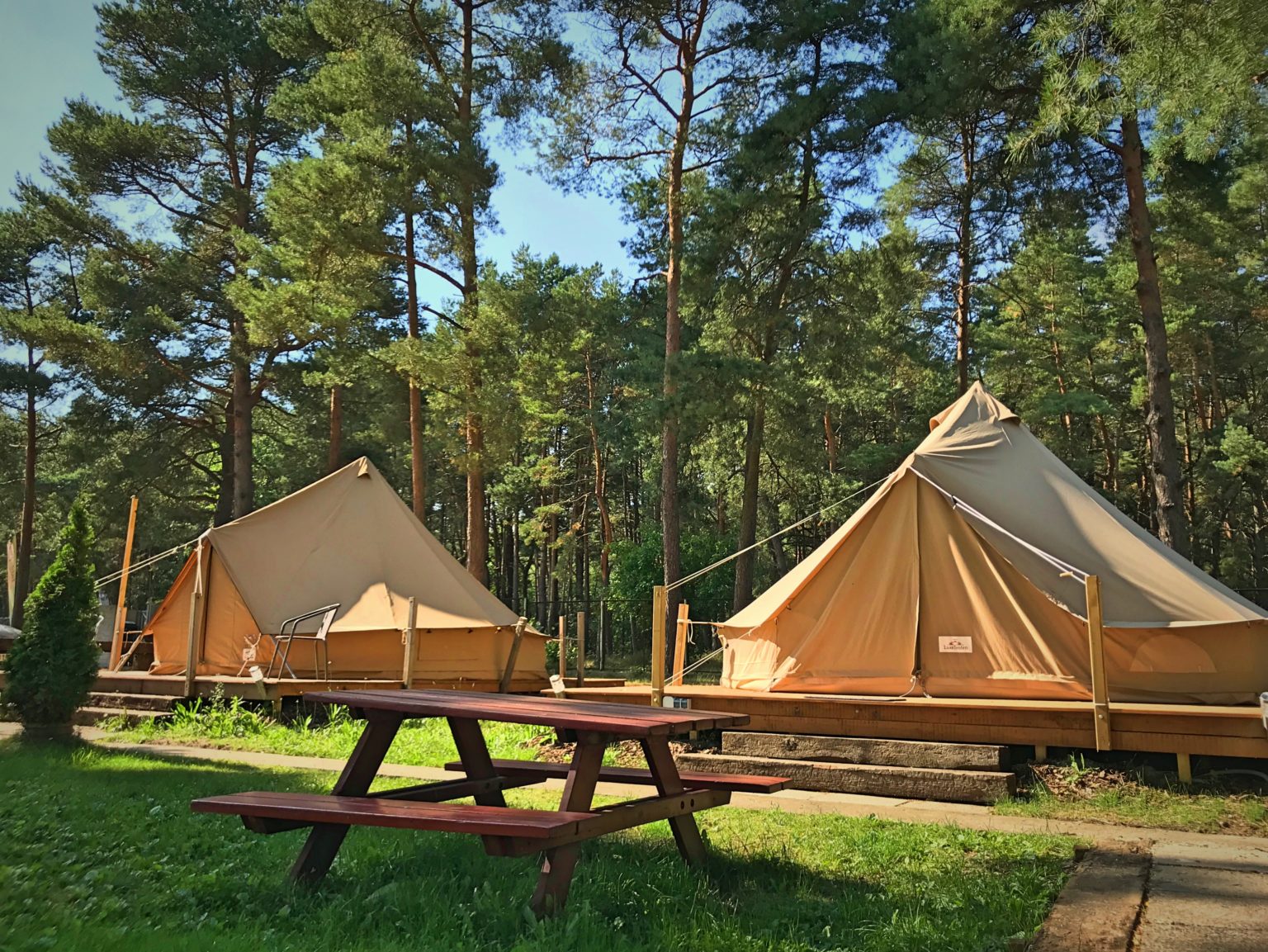 Namioty Safari Osada Nad Wodą Camping/Pole Namiotowe/ Glamping